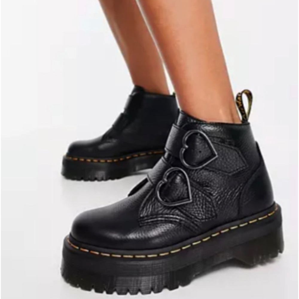 - Dr MARTENS DEVON HEART LEATHERS PLATFORM BLACK BOOTS - Picture 16 of 16